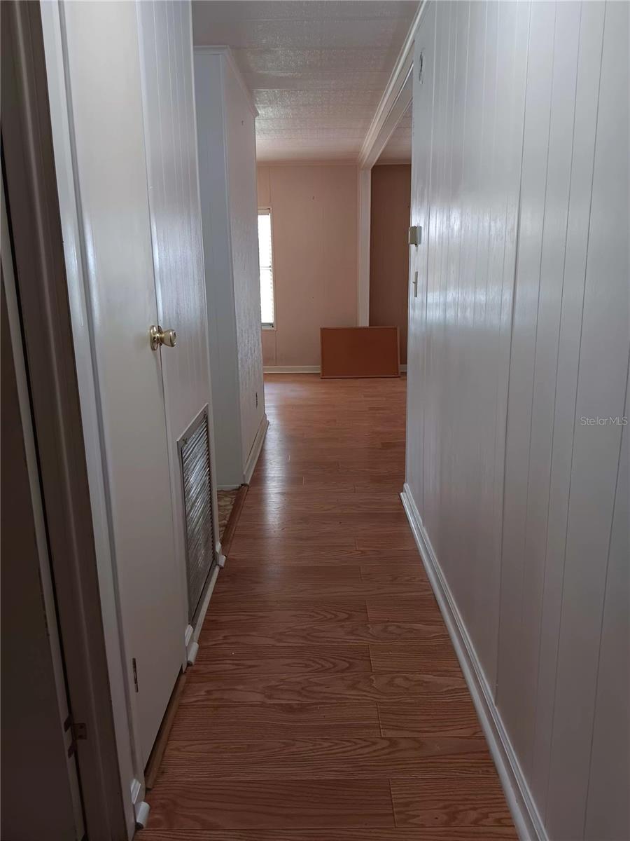 LAKE LYNNE - Residential