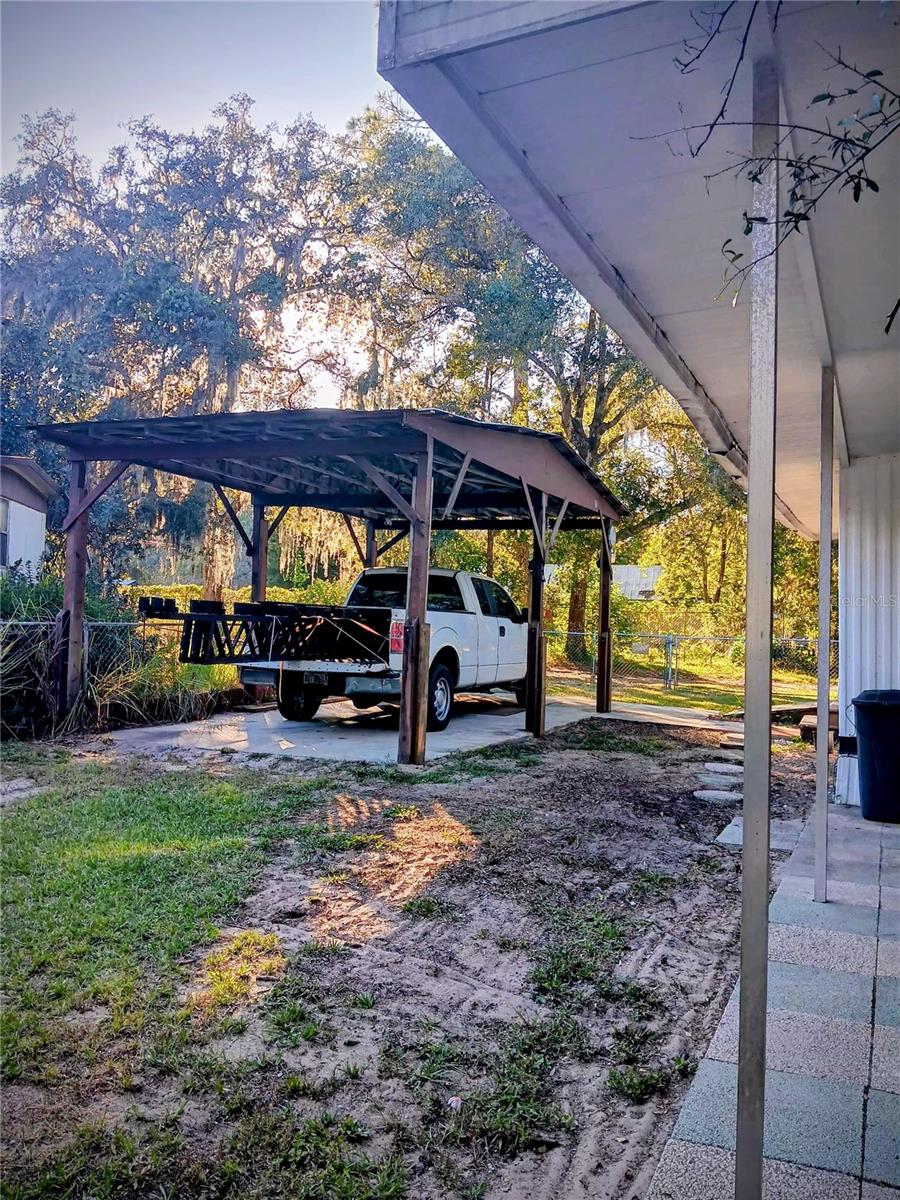 LAKE LYNNE - Residential