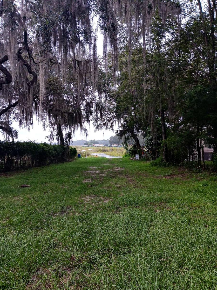 LAKE LYNNE - Residential