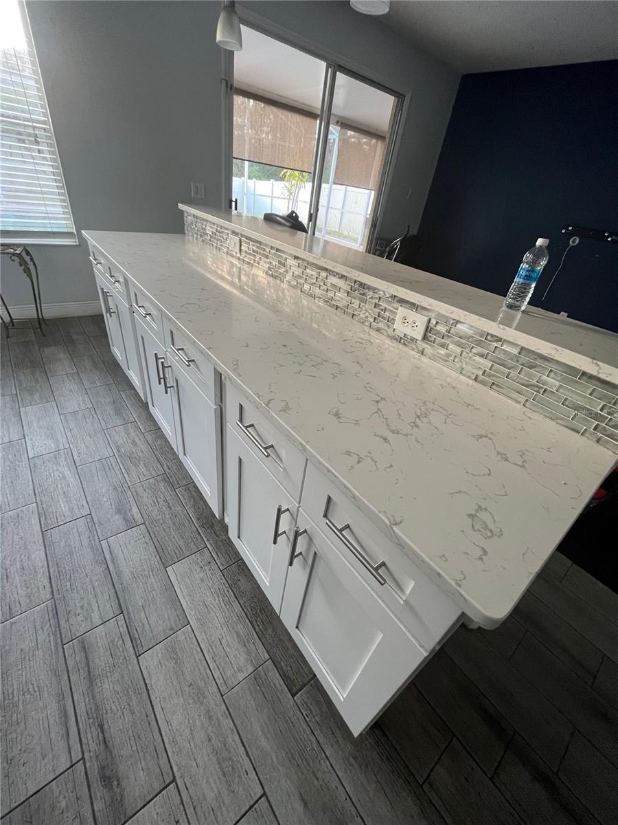 HIDDEN LAKES PH 01 - Residential Lease