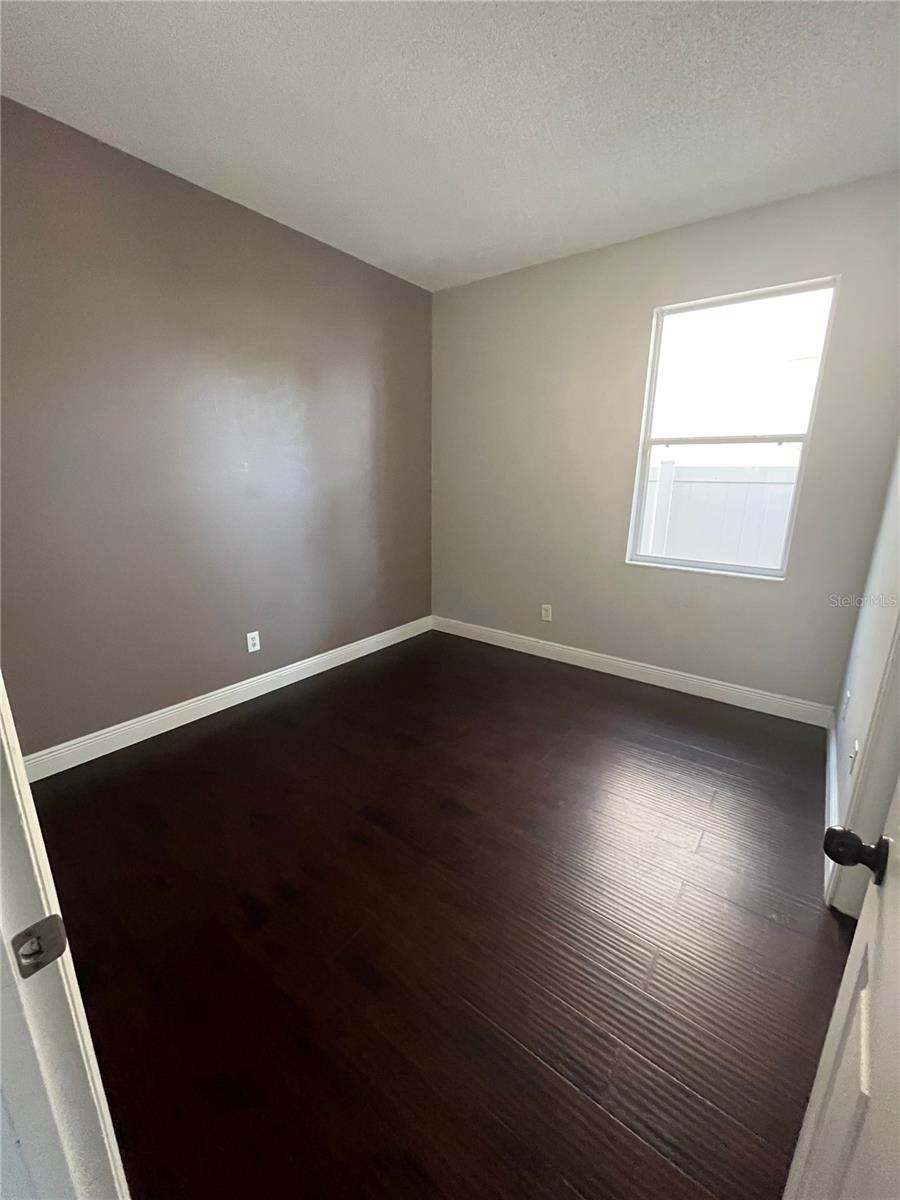 HIDDEN LAKES PH 01 - Residential Lease