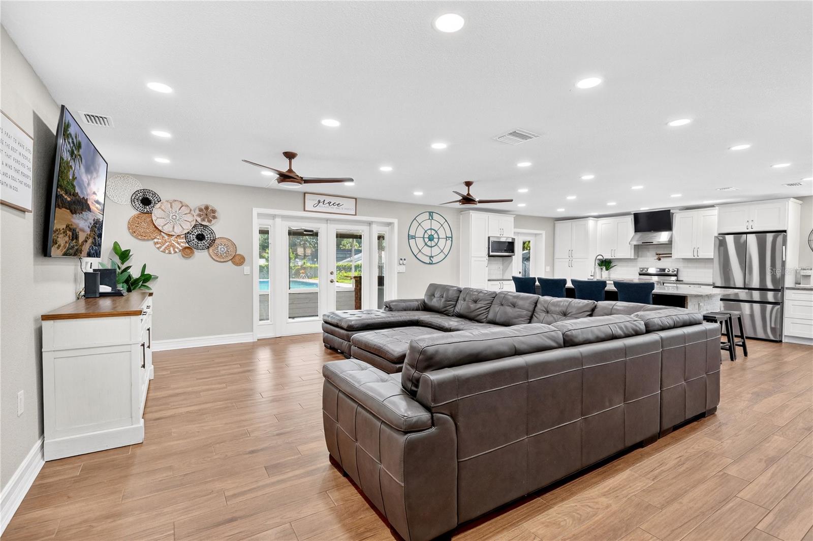 614 MOCKINGBIRD LANE
