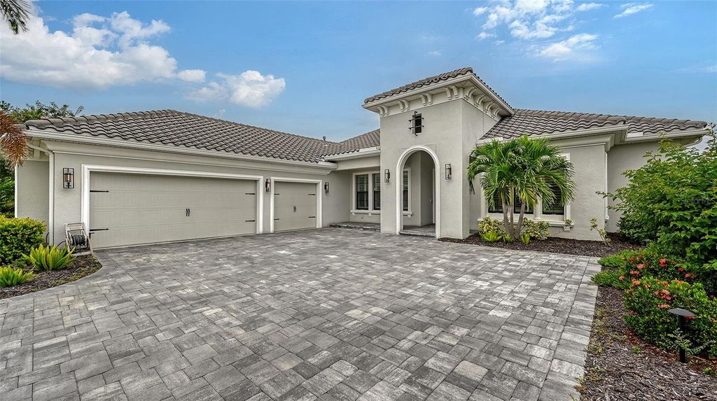 Photo of 16609 Berwick Terrace, Lakewood Ranch, FL 34202 (MLS # A4664705)