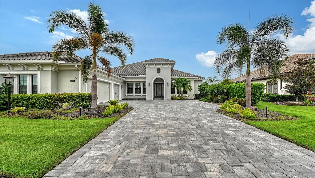 Photo of 16609 Berwick Terrace, Lakewood Ranch, FL 34202 (MLS # A4664705)