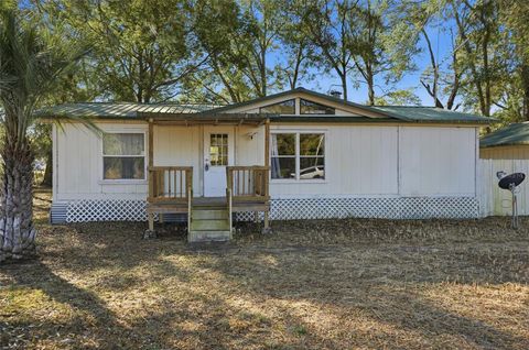 Photo of 25256 Richbarn Road, Brooksville, FL 34601 (MLS # W7882553)