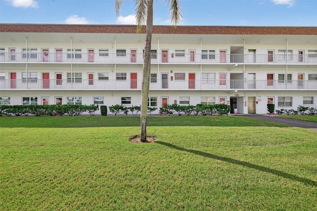 Photo of 5728 14th Avenue N #202B, St Petersburg, FL 33710 (MLS # TB8436142)