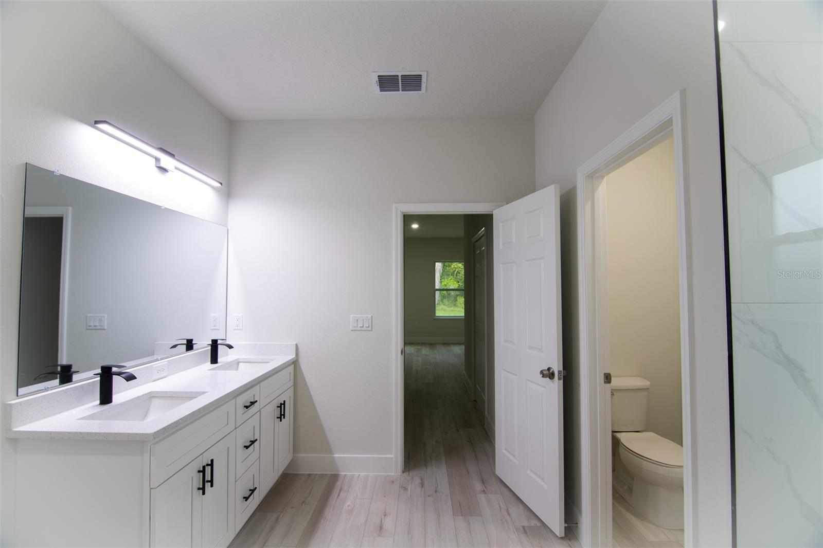 MARION OAKS - Residential