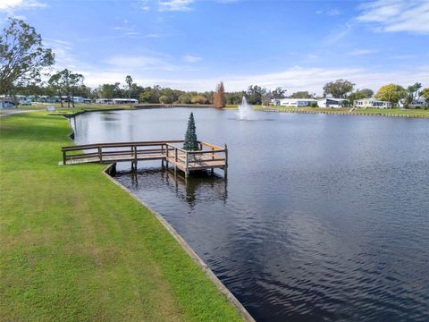 A home in LAKELAND