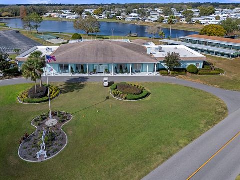 A home in LAKELAND