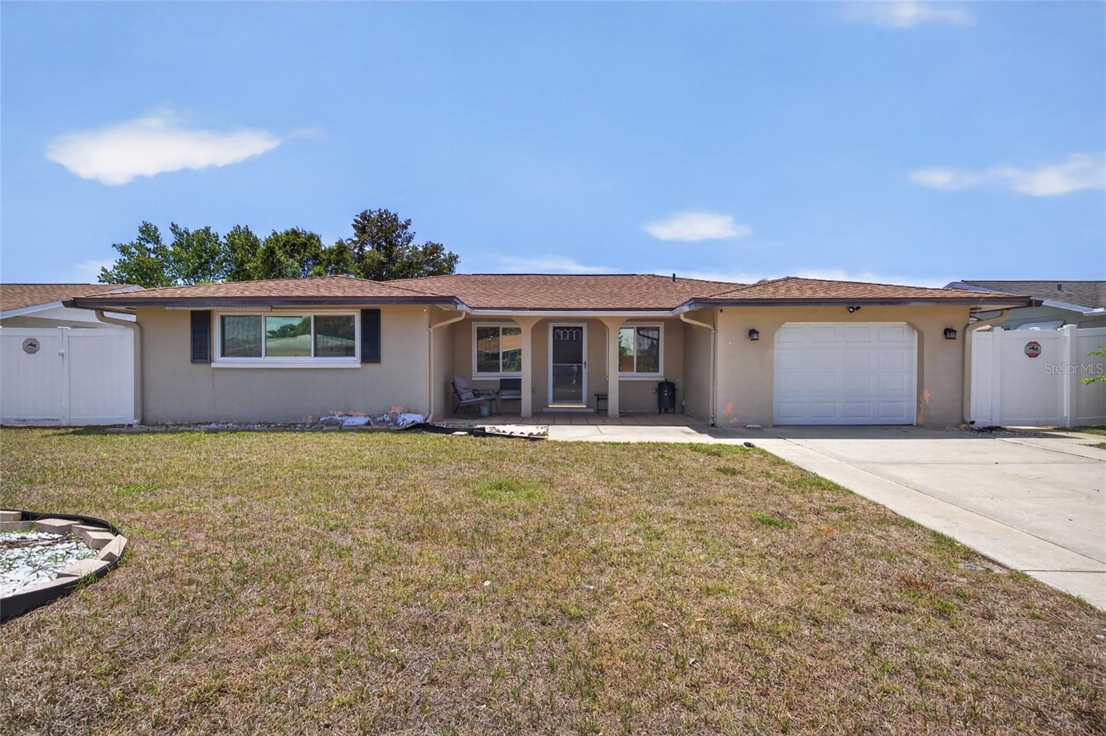 10237 OAK HILL DRIVE