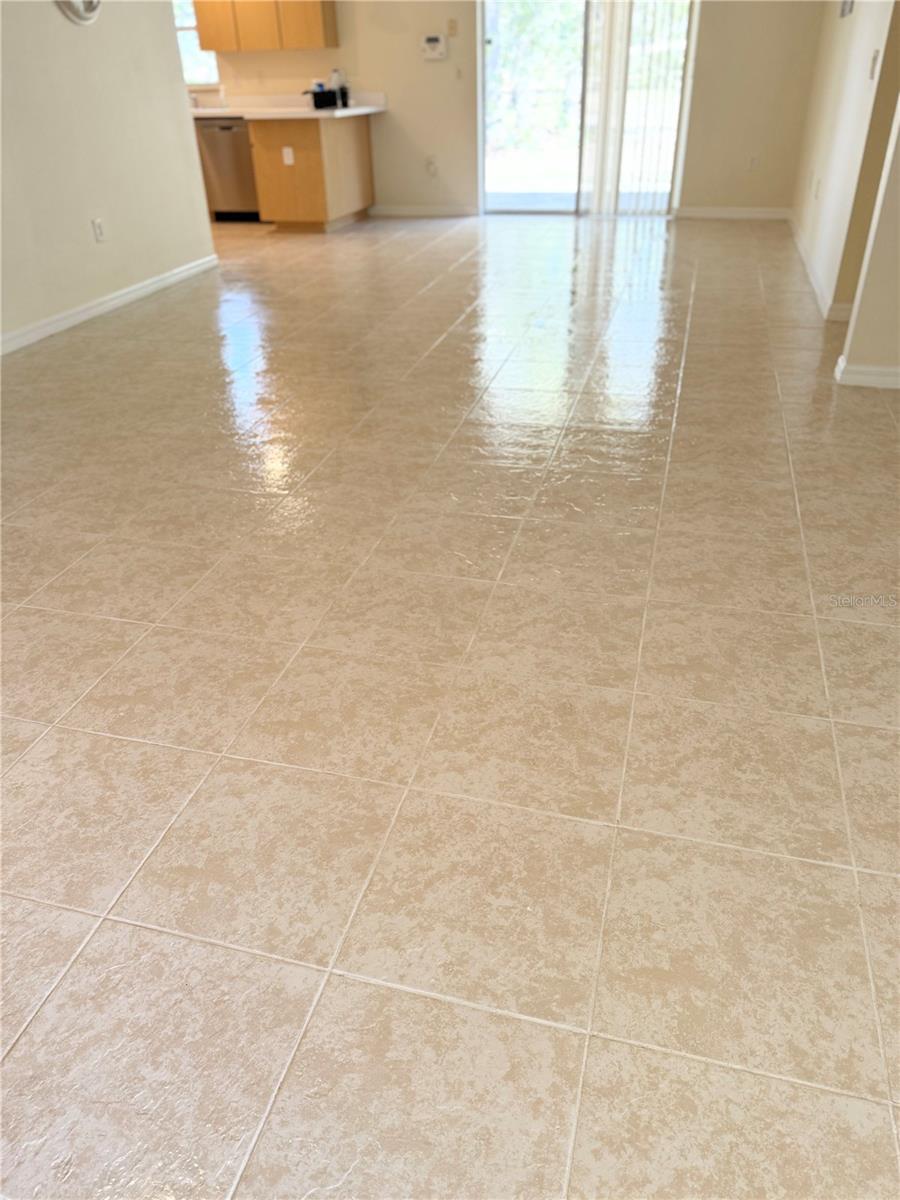 OAKWOOD VILLAGE BEVERLY HILLS PH 01 - Residential