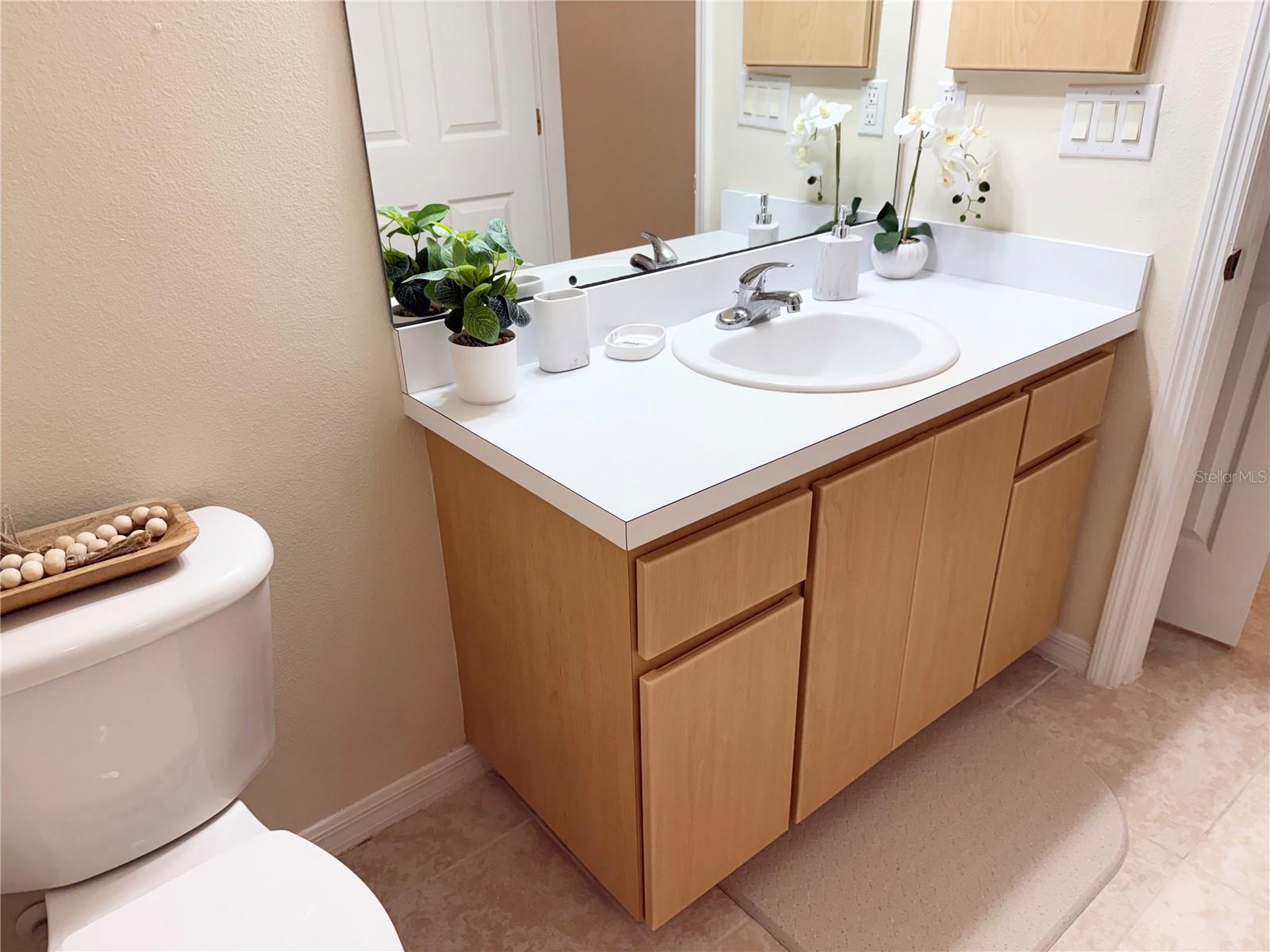 OAKWOOD VILLAGE BEVERLY HILLS PH 01 - Residential