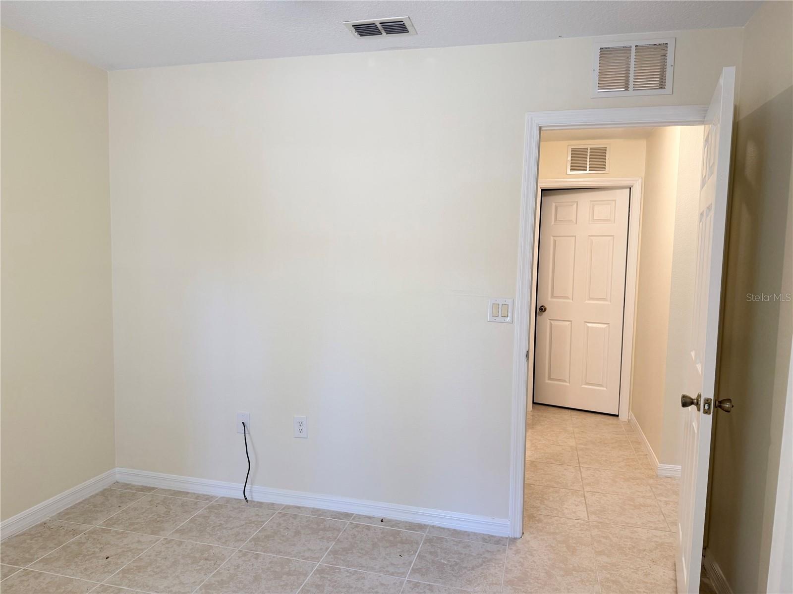 OAKWOOD VILLAGE BEVERLY HILLS PH 01 - Residential