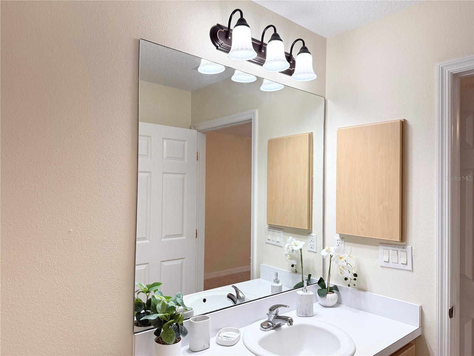 OAKWOOD VILLAGE BEVERLY HILLS PH 01 - Residential