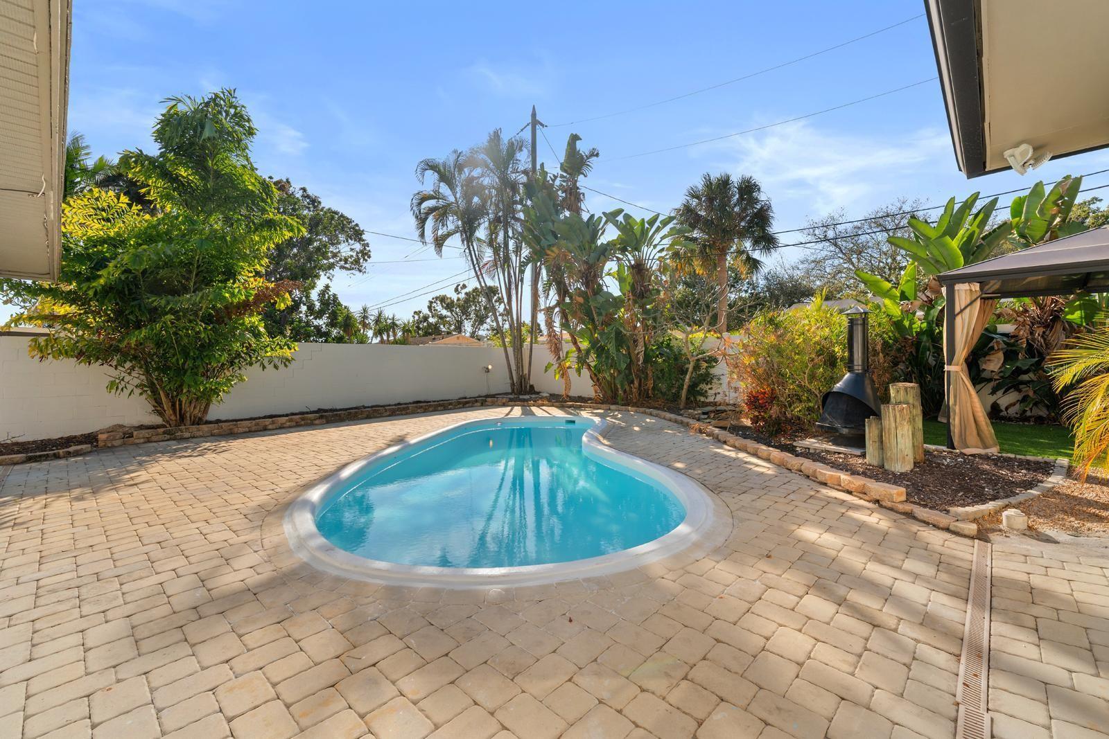 TOUSSIE TERRACE 1ST ADD - Residential