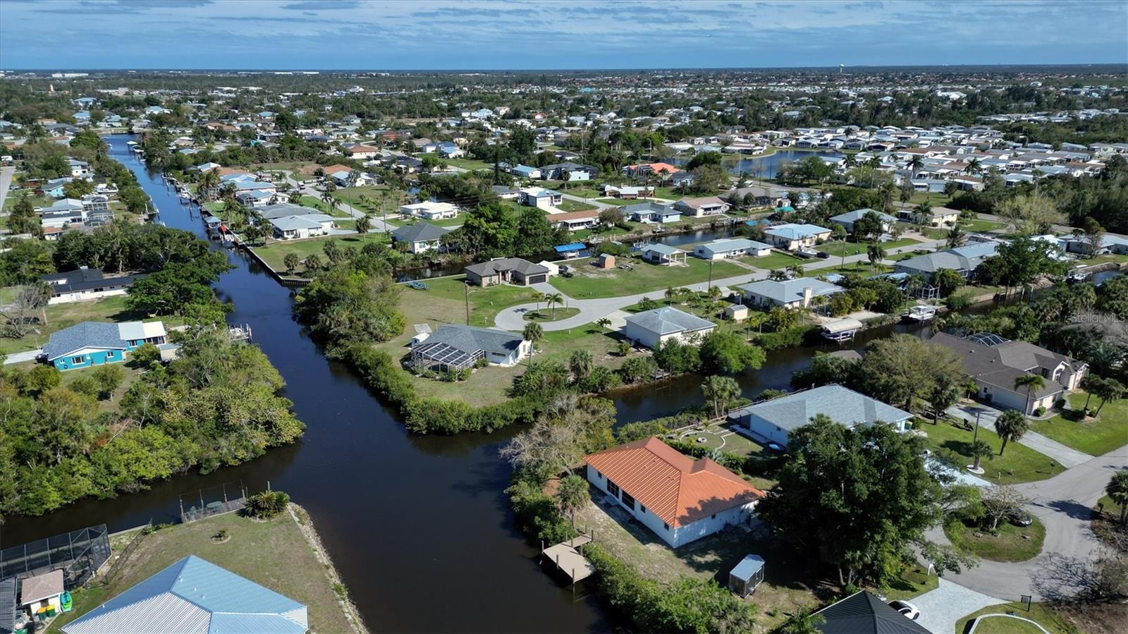 CHARLOTTE PARK - Residential