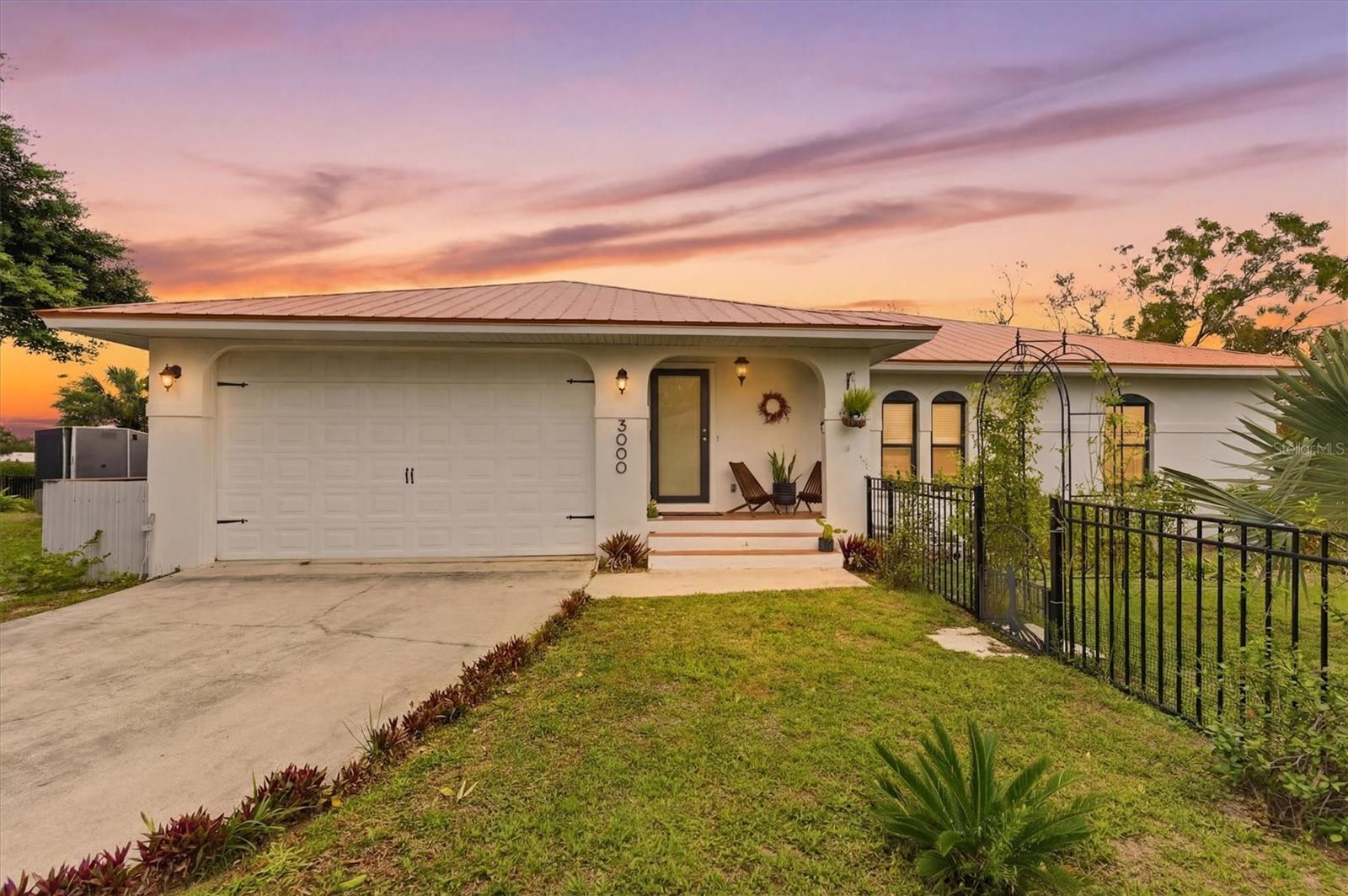 CHARLOTTE PARK - Residential