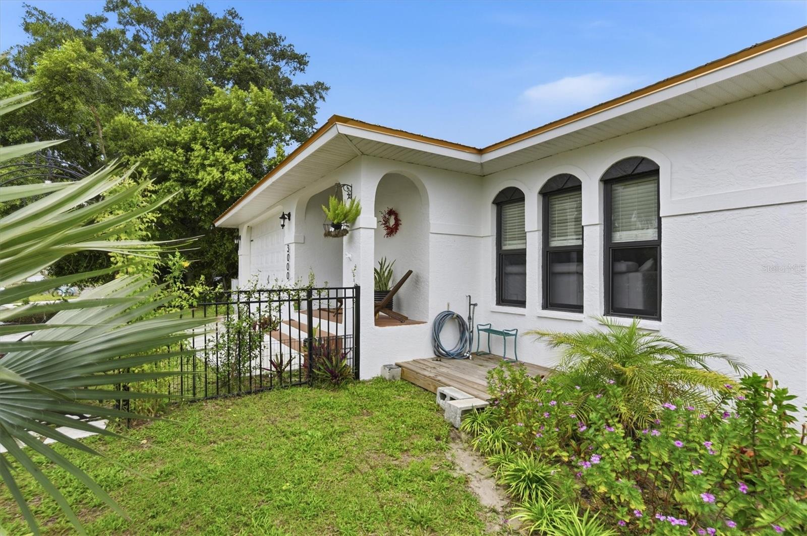 CHARLOTTE PARK - Residential