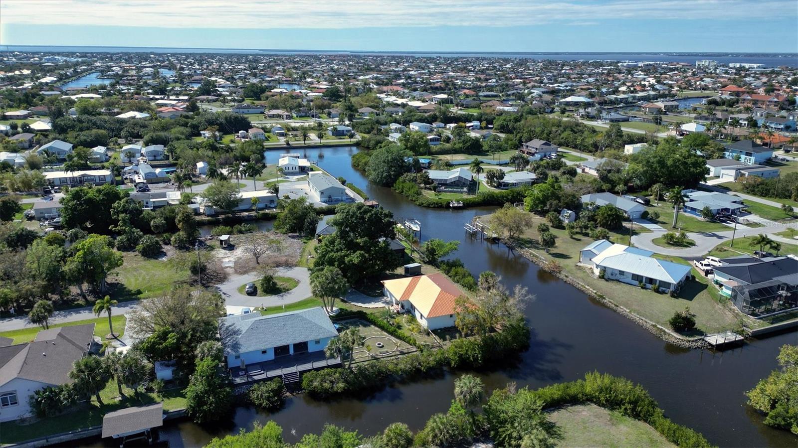 CHARLOTTE PARK - Residential