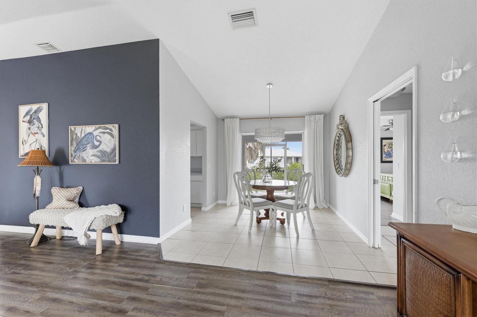 CHARLOTTE PARK - Residential