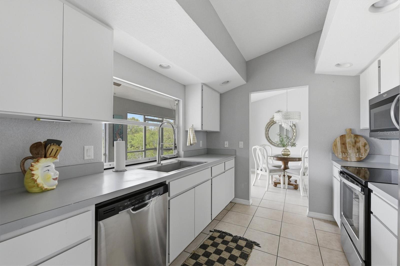 CHARLOTTE PARK - Residential