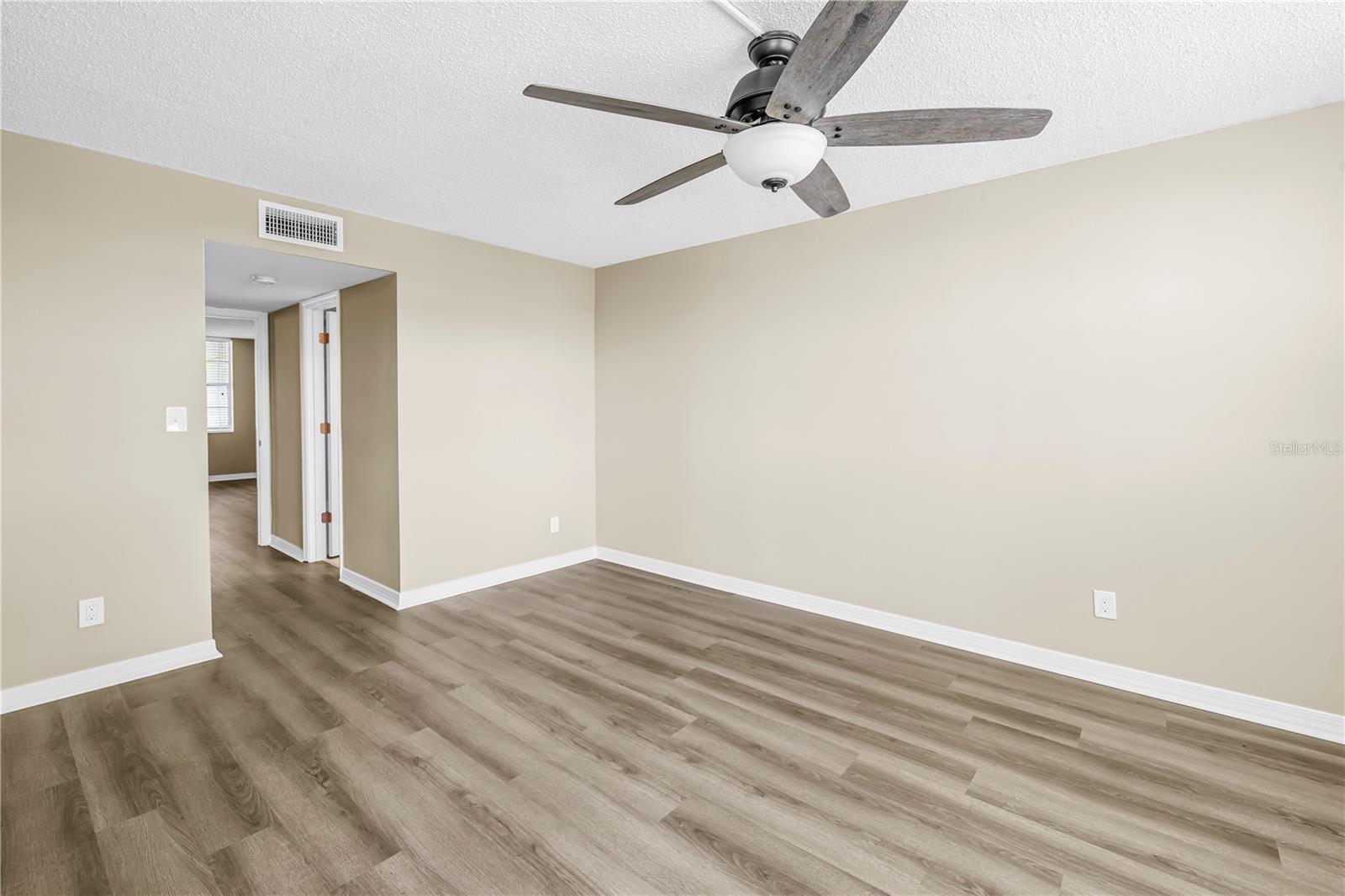 WINSTON PARK NORTHEAST - Residential