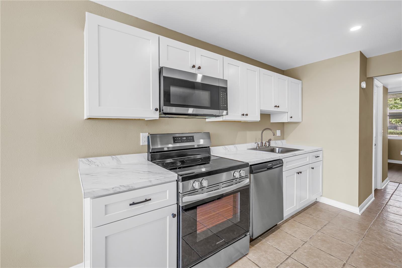 WINSTON PARK NORTHEAST - Residential