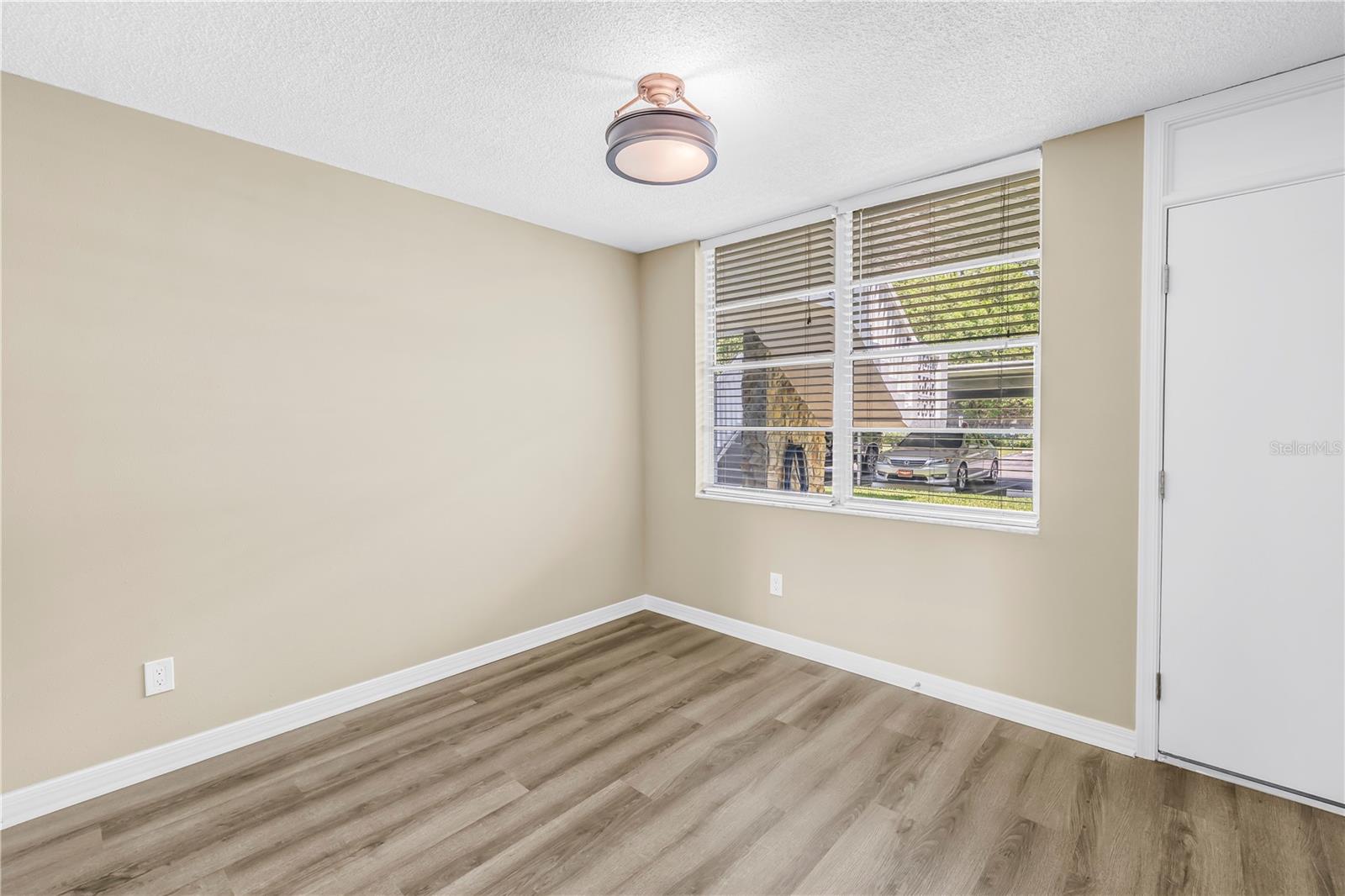WINSTON PARK NORTHEAST - Residential