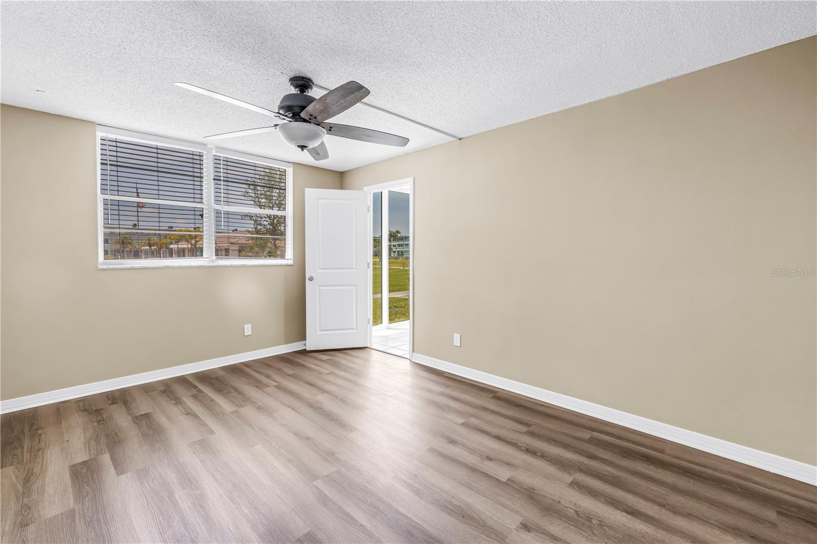WINSTON PARK NORTHEAST - Residential
