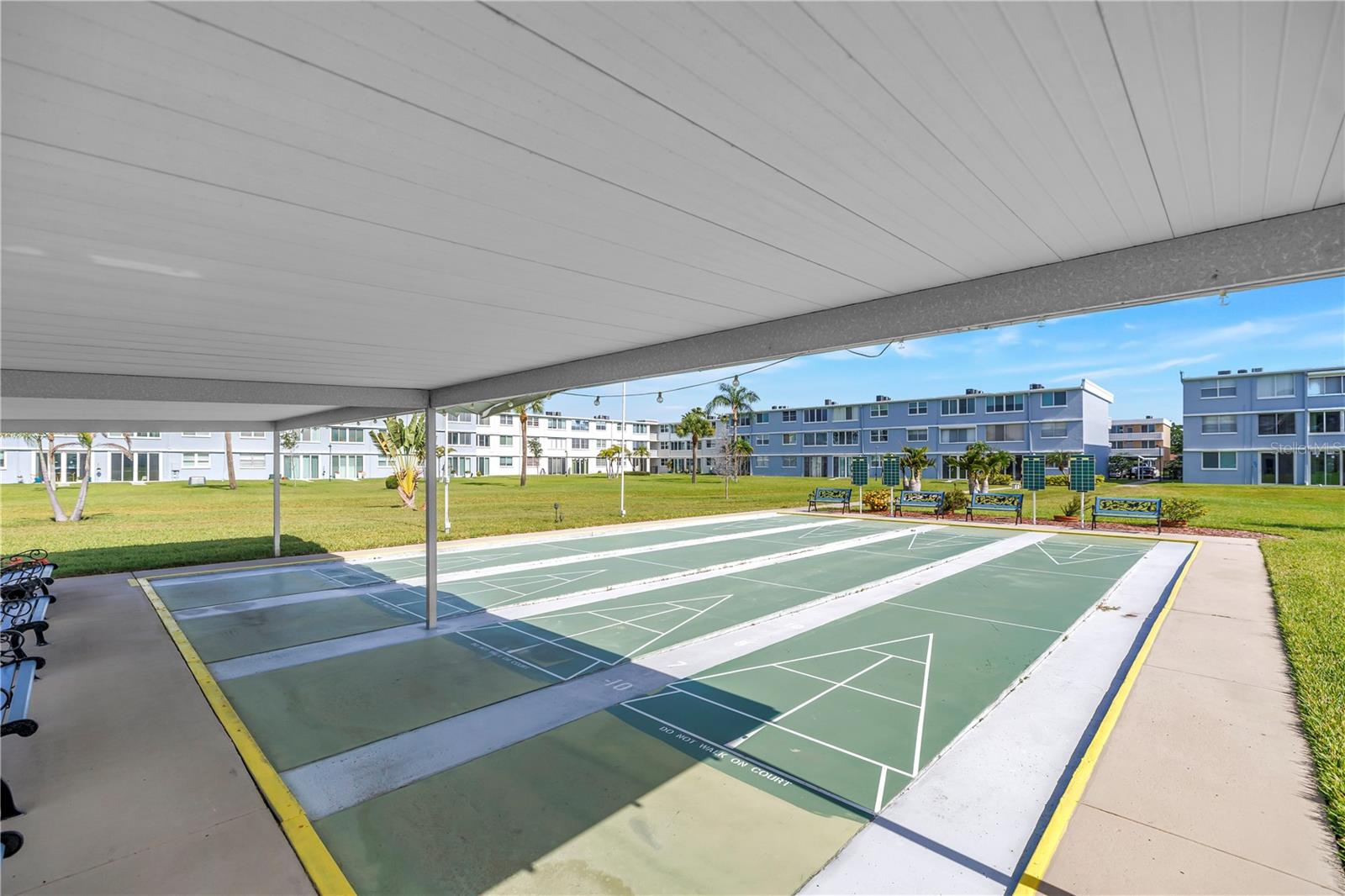 WINSTON PARK NORTHEAST - Residential