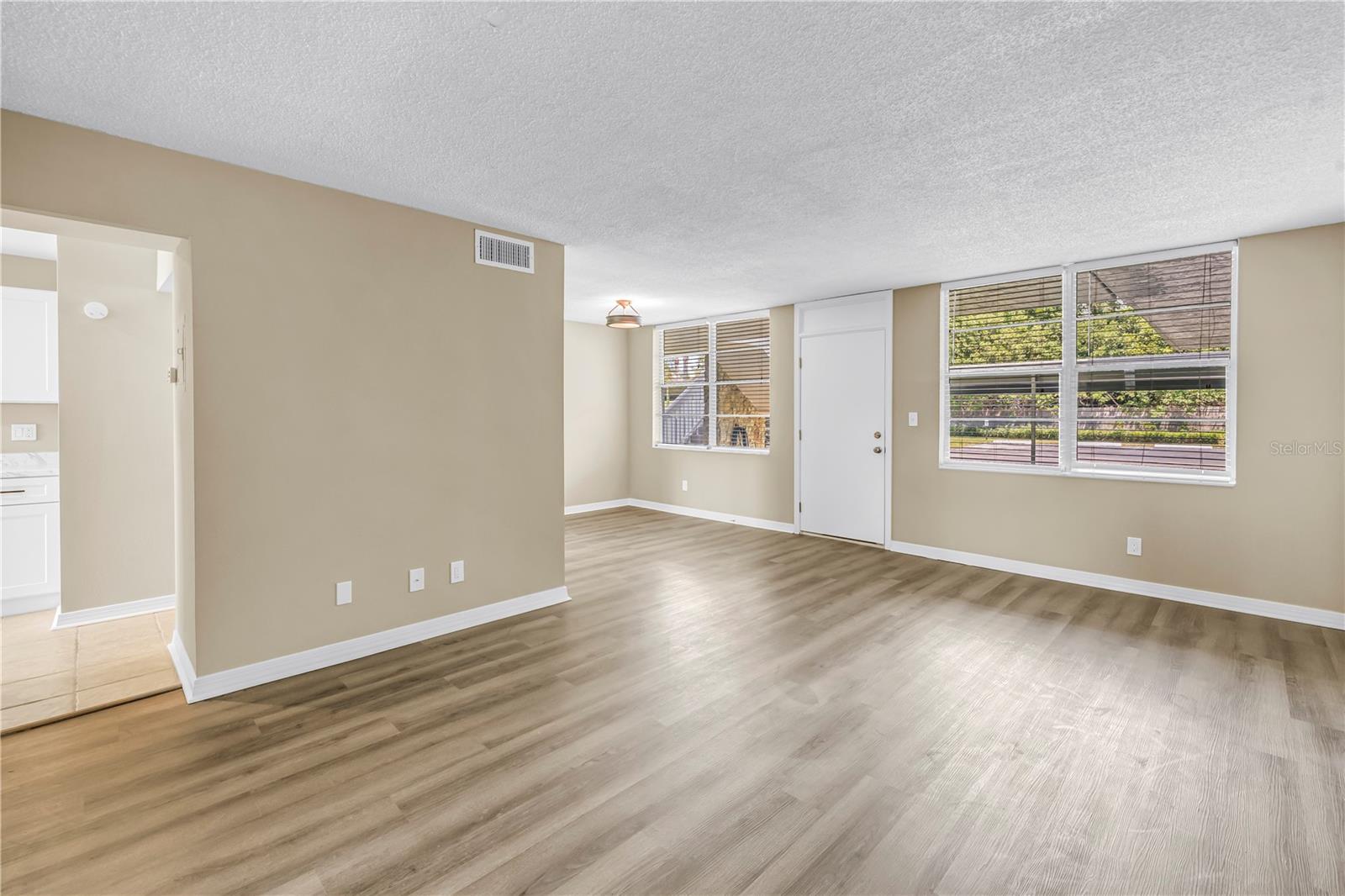 WINSTON PARK NORTHEAST - Residential