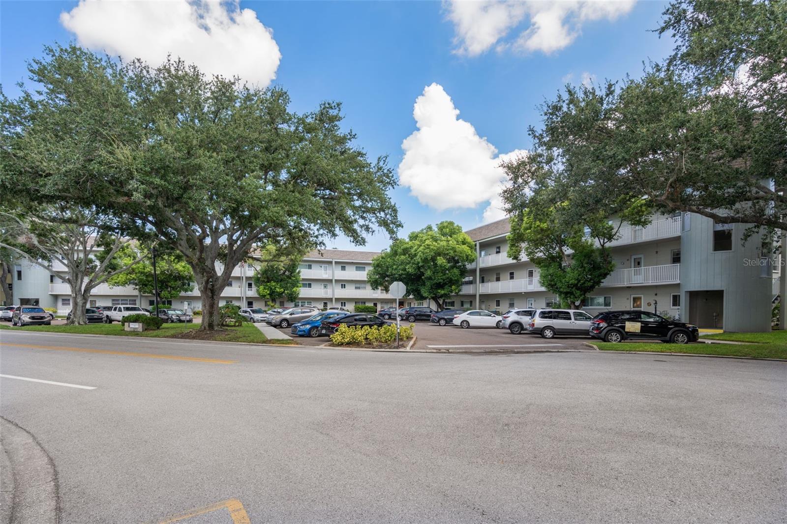 55+ Resort-style living in a beautifully maintained 2BR/2BA, 1400 sq. ft. 2nd floor condo in Clearwater! Elevator and stairs to second floor.
New kitchen cabinets, backsplash, and stone countertops. Stove, dishwasher, oven, fridge newer. Both bathrooms have been updated.
Plantation shutters, new carpet in bedrooms. New flooring throughout. New windows. AC 2 years. Condo building is at the end of the Boulevard, across from the golf course. OTOW offers 2 golf courses, 2 pools, fitness center, tennis courts, dog park, hobby shops, EV chargin, and more. Close to shopping, dining, beaches, and public transportation. Schedule your private showing today!