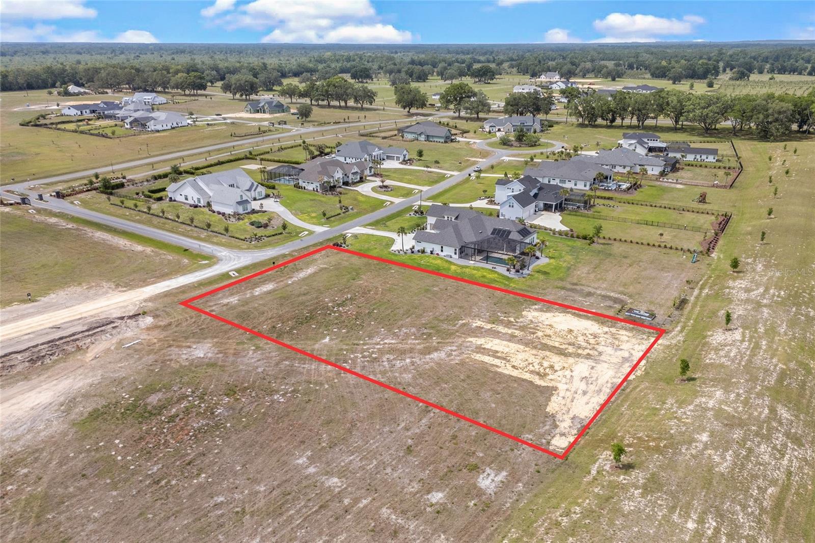 Custom build your dream home with Warring Homes, the finest in luxury home design and new home construction. As Alachua County's first Agrihood community, Flint Rock promotes health, wellness and a farm-to-table lifestyle. This luxury, gated community features recreational spaces, 2.5 miles of walking paths, gardens, orchards and conservation preserve. Owners will have access to an Event Barn and a Farmhouse, which offers a catering kitchen, paver fire pit area, pergolas and swings. Warring Homes has several floor plans to inspire you or you can design your own unique plans.