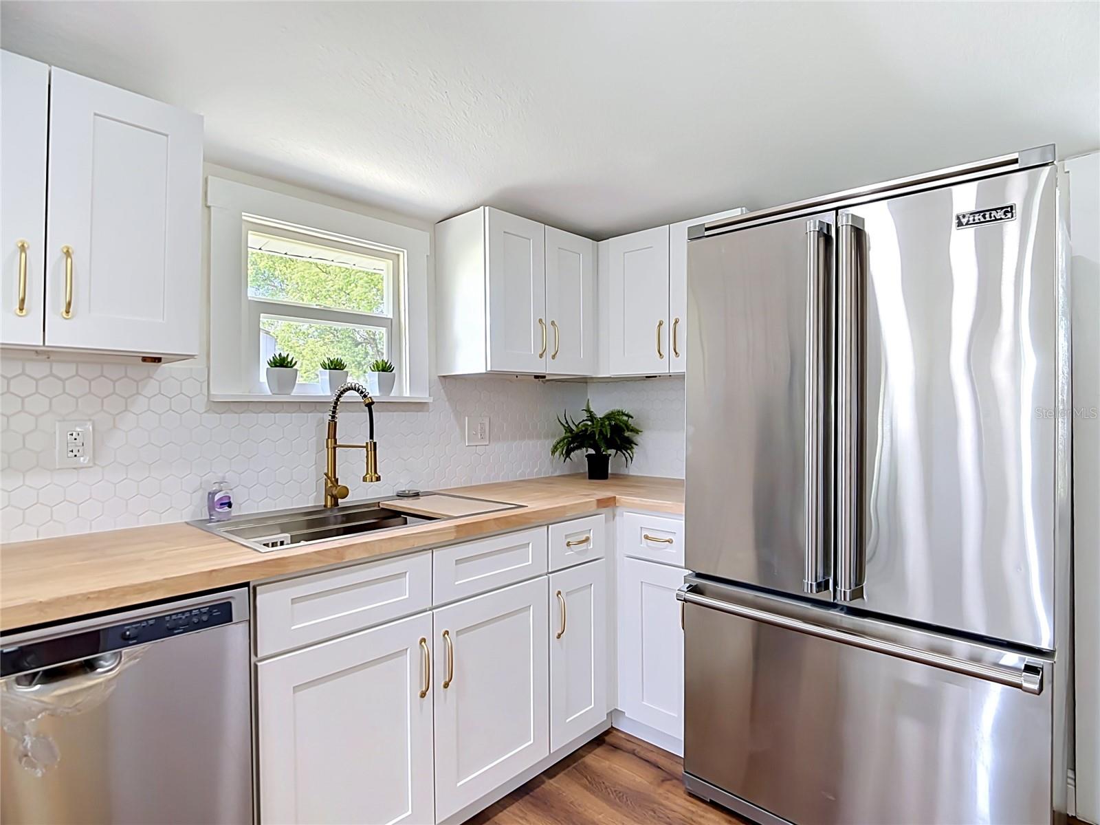 DUDLEYS 1ST ADD - Residential