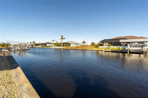 A home in PORT CHARLOTTE