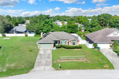 A home in DELTONA