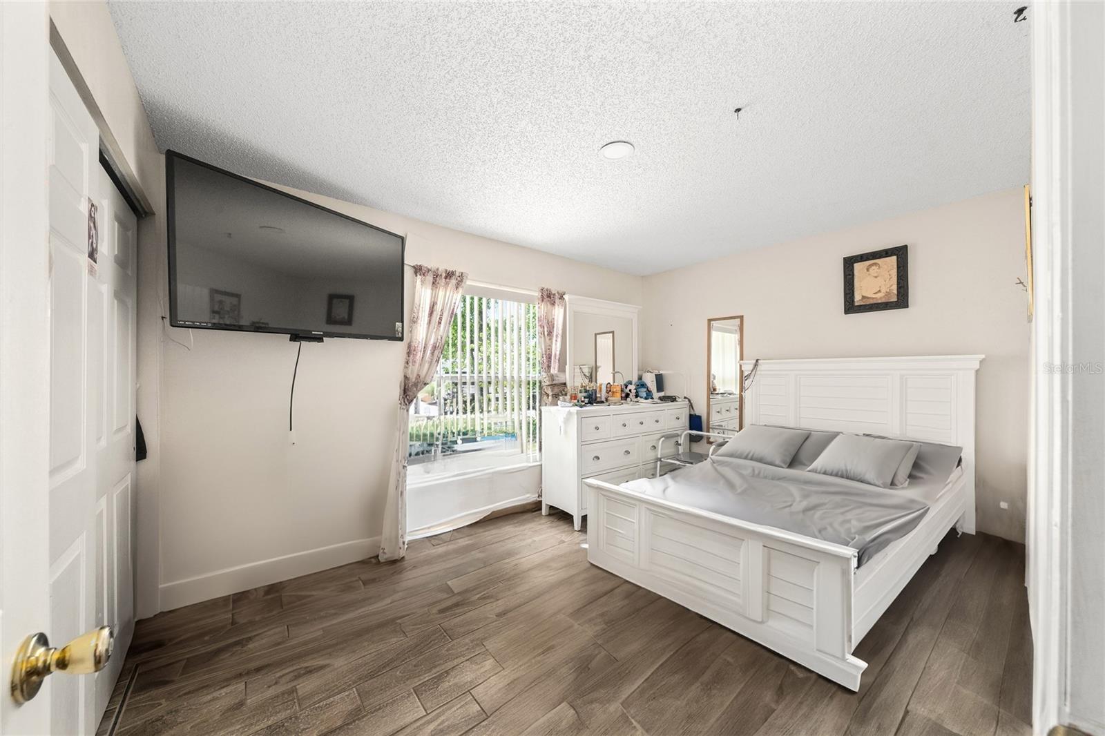 QUAIL TRAIL ESTATES - Residential