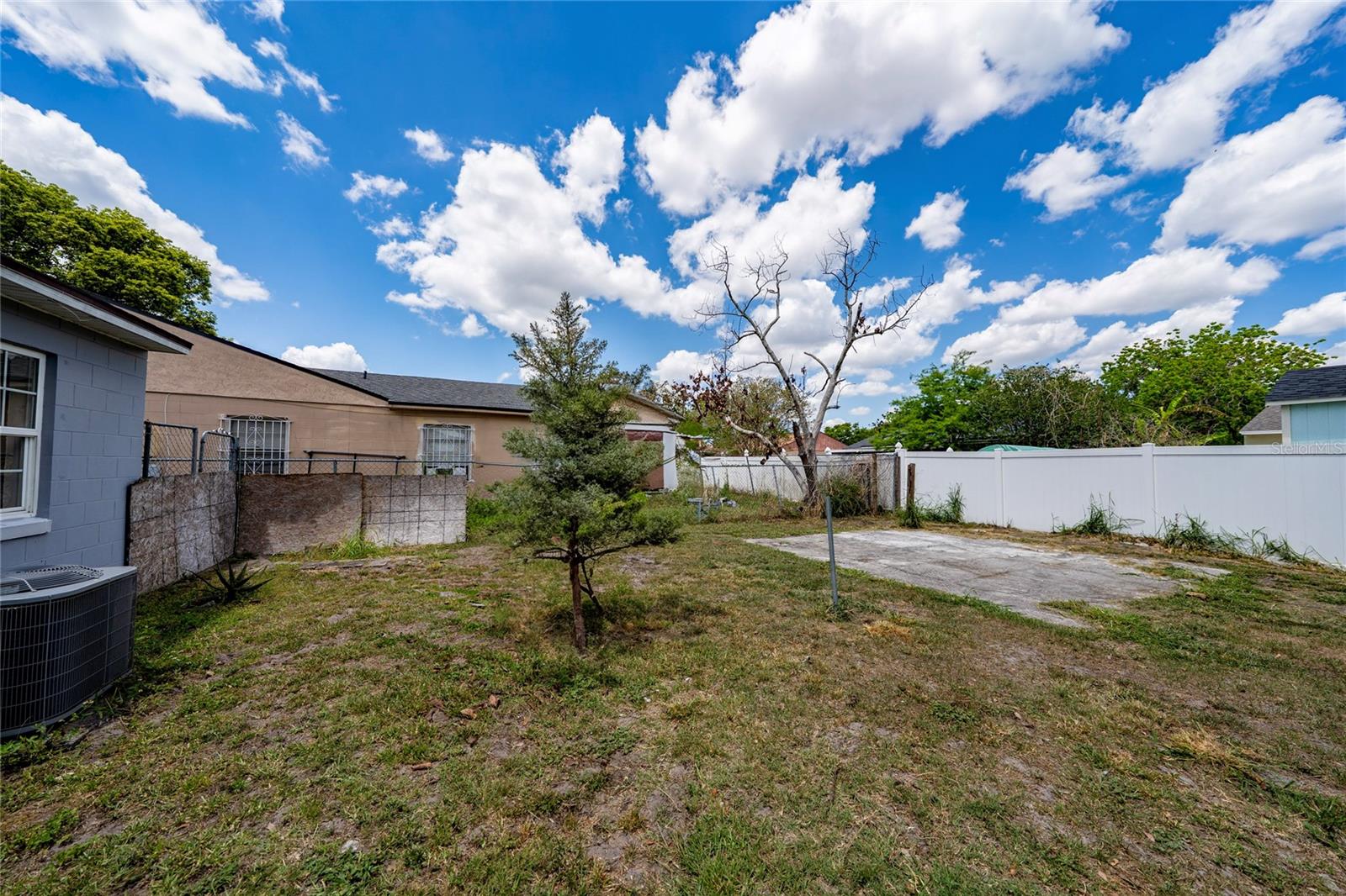 QUAIL TRAIL ESTATES - Residential