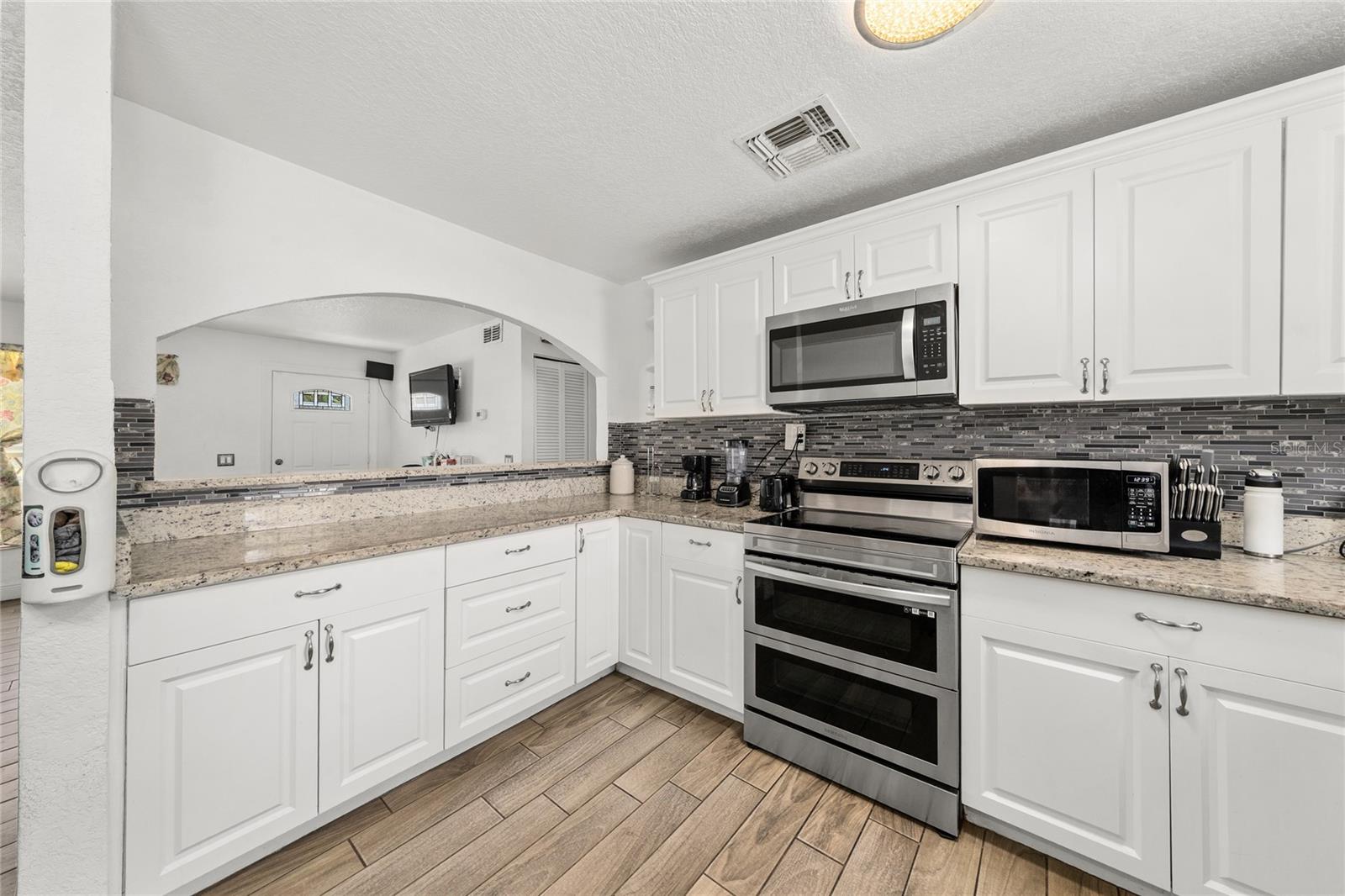 QUAIL TRAIL ESTATES - Residential