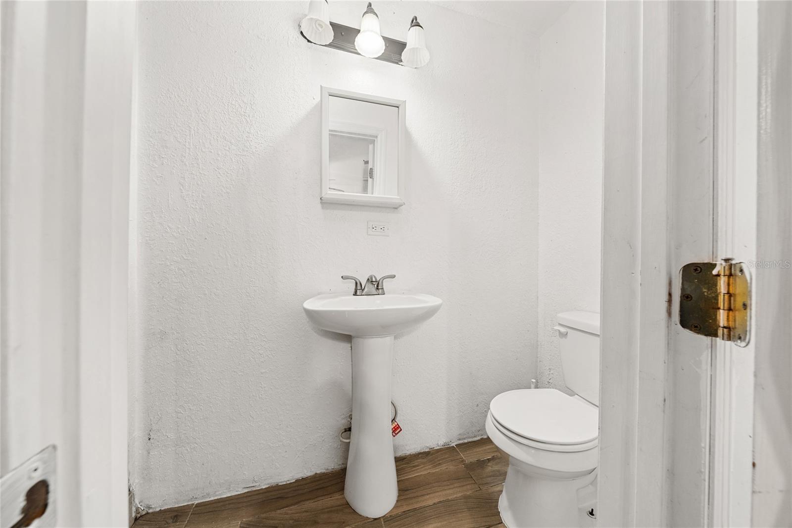 QUAIL TRAIL ESTATES - Residential