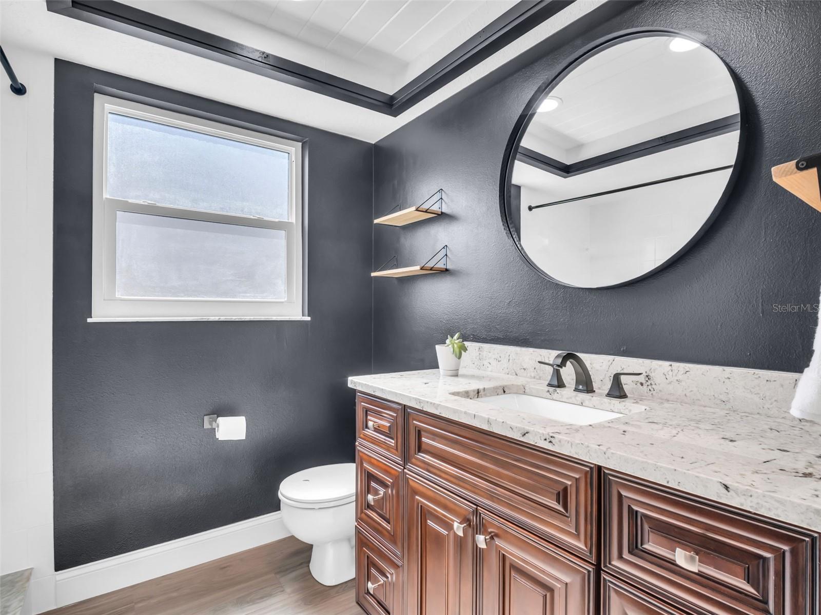 GOLDEN GATEWAY HOMES - Residential