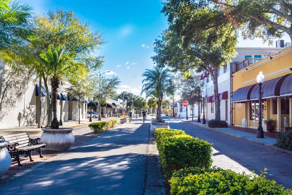 GOLDEN GATEWAY HOMES - Residential