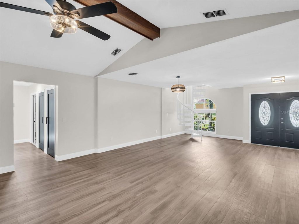 Photo of 640 Kenneth Way, Tarpon Springs, FL 34689 (MLS # TB8433663)