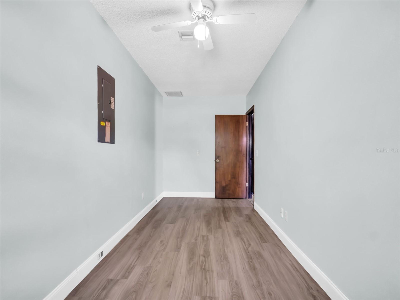 GOLDEN GATEWAY HOMES - Residential