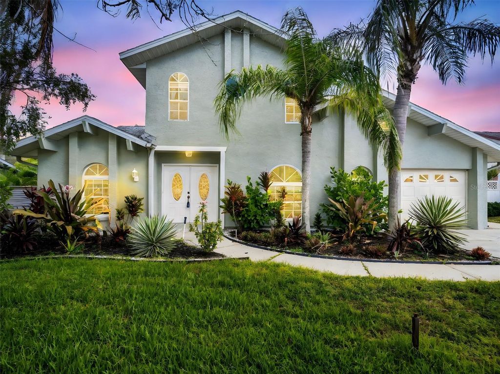 Photo of 640 Kenneth Way, Tarpon Springs, FL 34689 (MLS # TB8433663)
