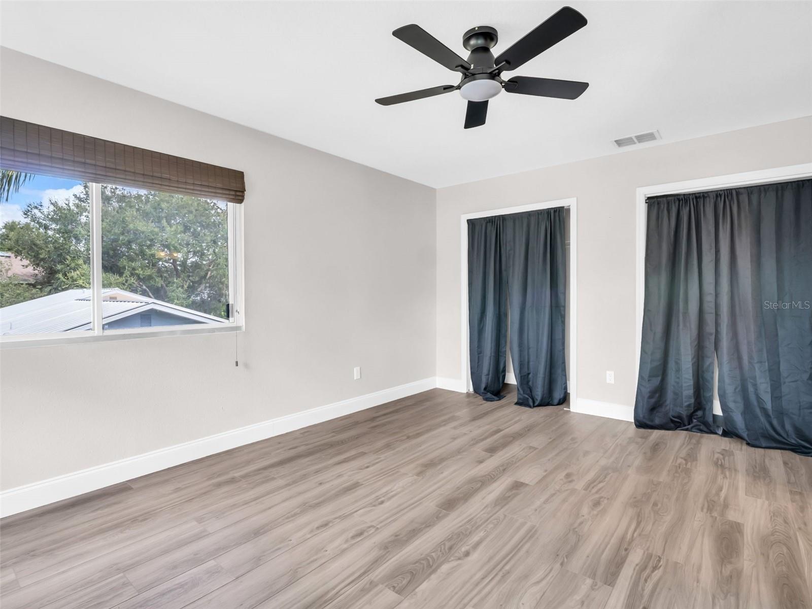 GOLDEN GATEWAY HOMES - Residential