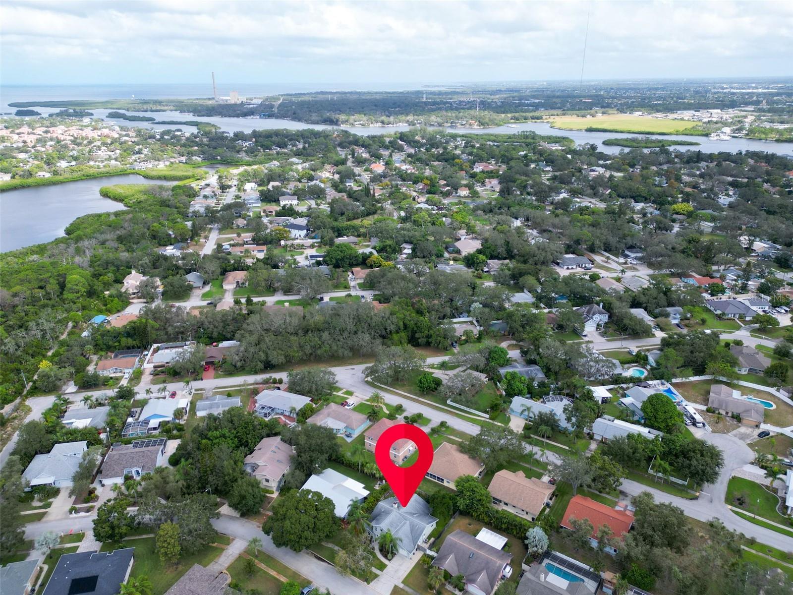 GOLDEN GATEWAY HOMES - Residential