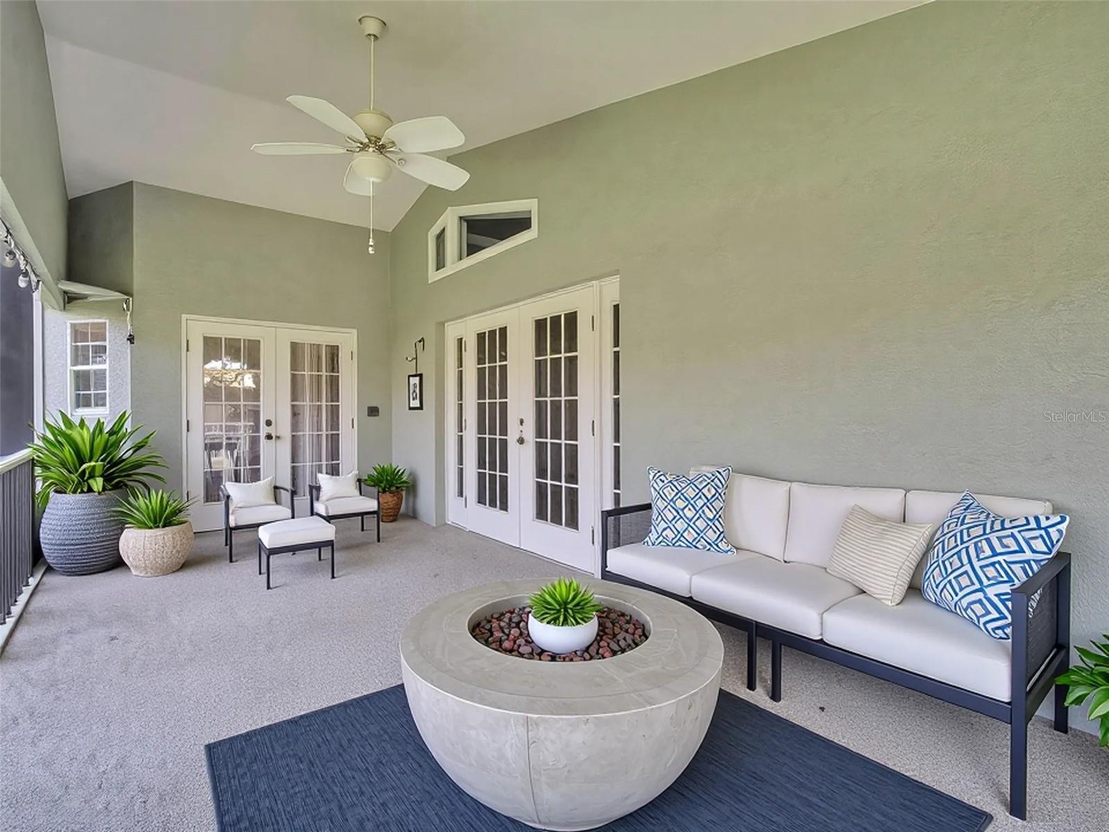 GOLDEN GATEWAY HOMES - Residential