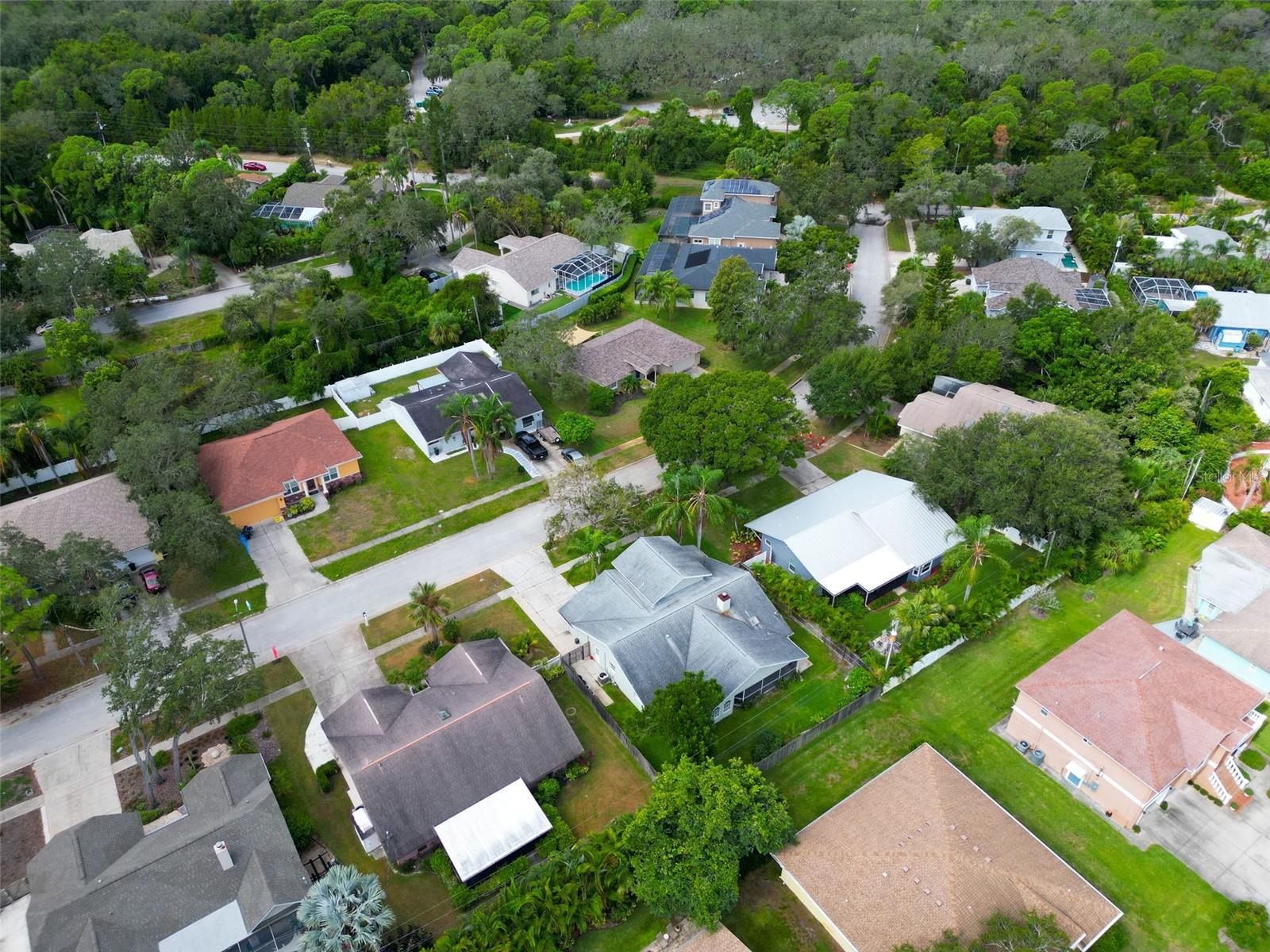 GOLDEN GATEWAY HOMES - Residential