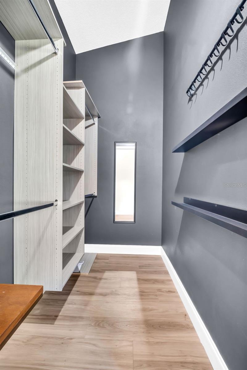 GOLDEN GATEWAY HOMES - Residential